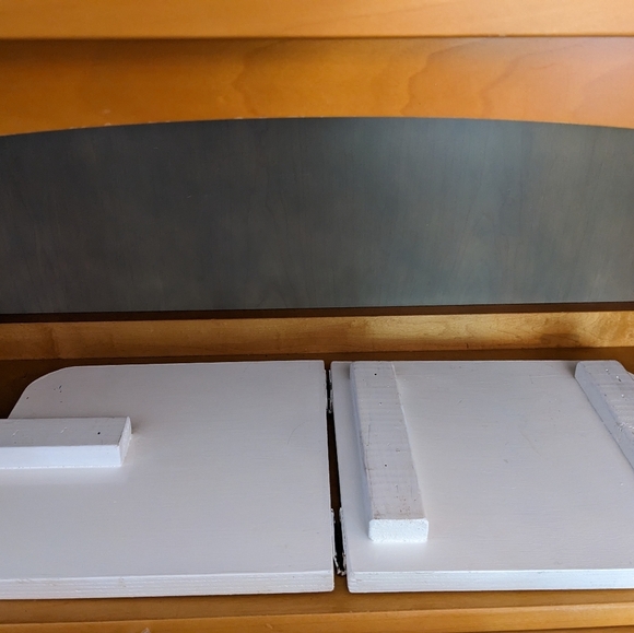 Vintage Breadboard Paddle Serve Board Footed Handled DECOR Vignette - Picture 7 of 7